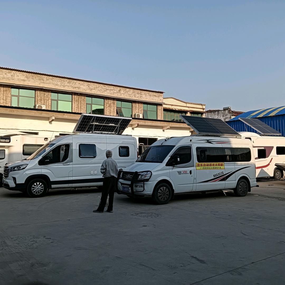 河南弛峰新能源房车追光太阳能（张总）