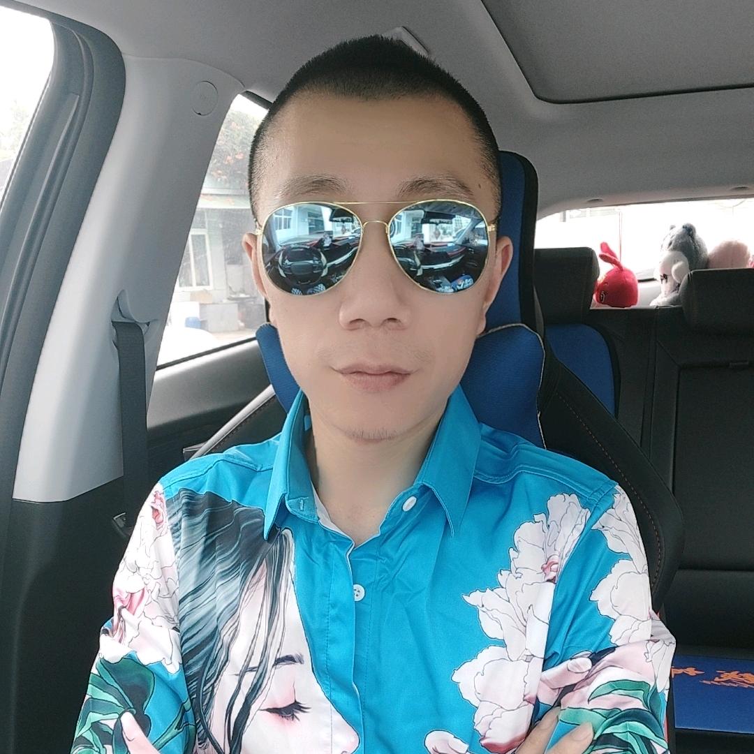 刘年忘返