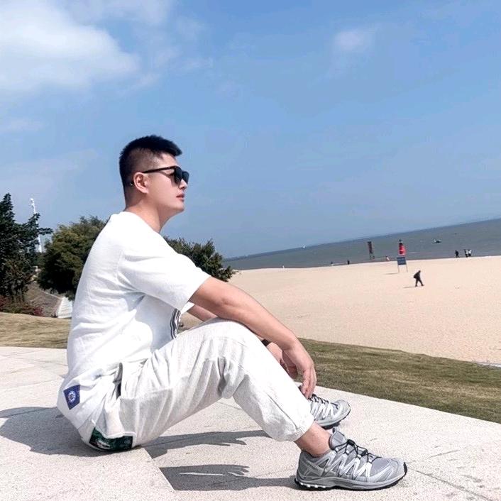 铭哥.