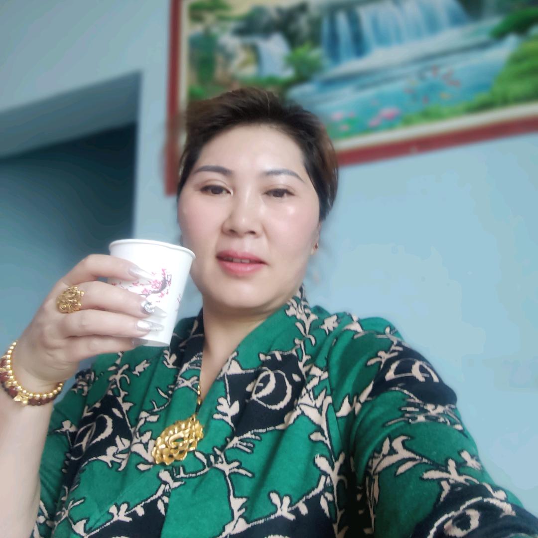 杨芳碧