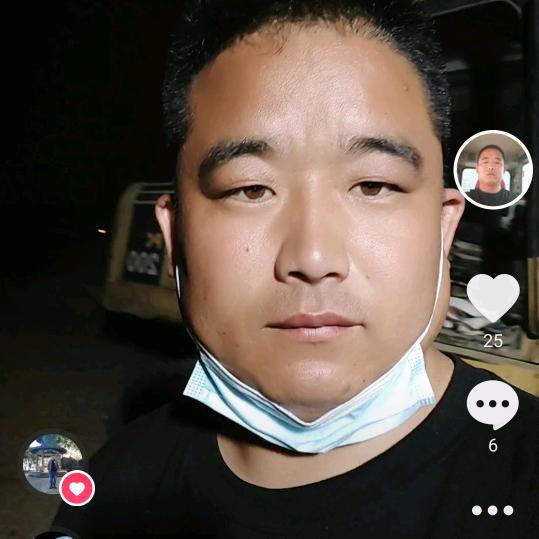 毛志国头像