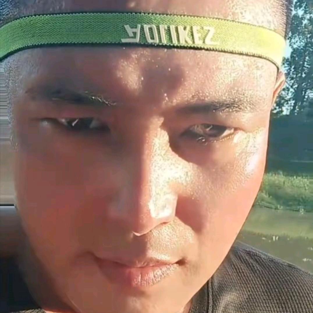 爱跑步的波仔
