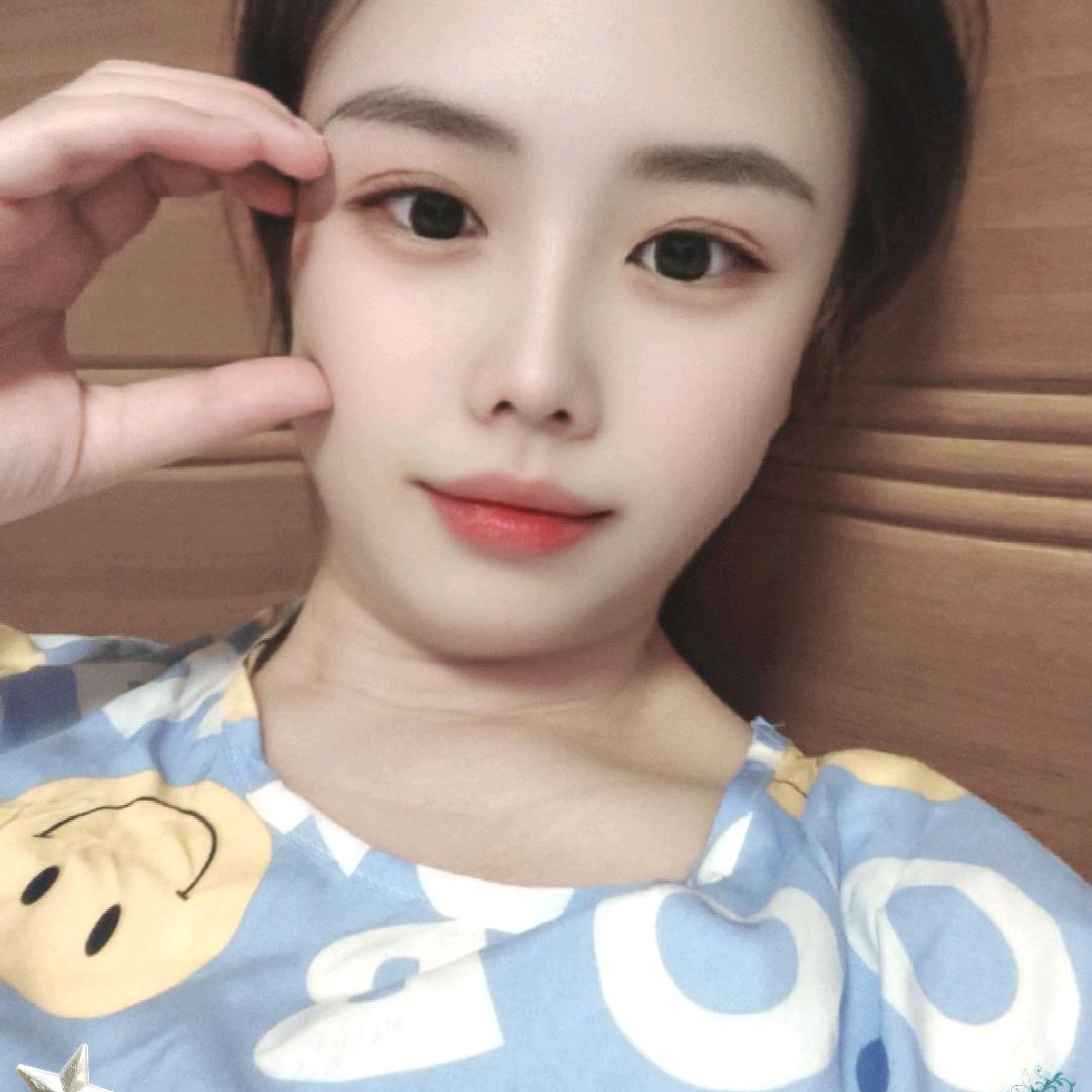 贾小雯