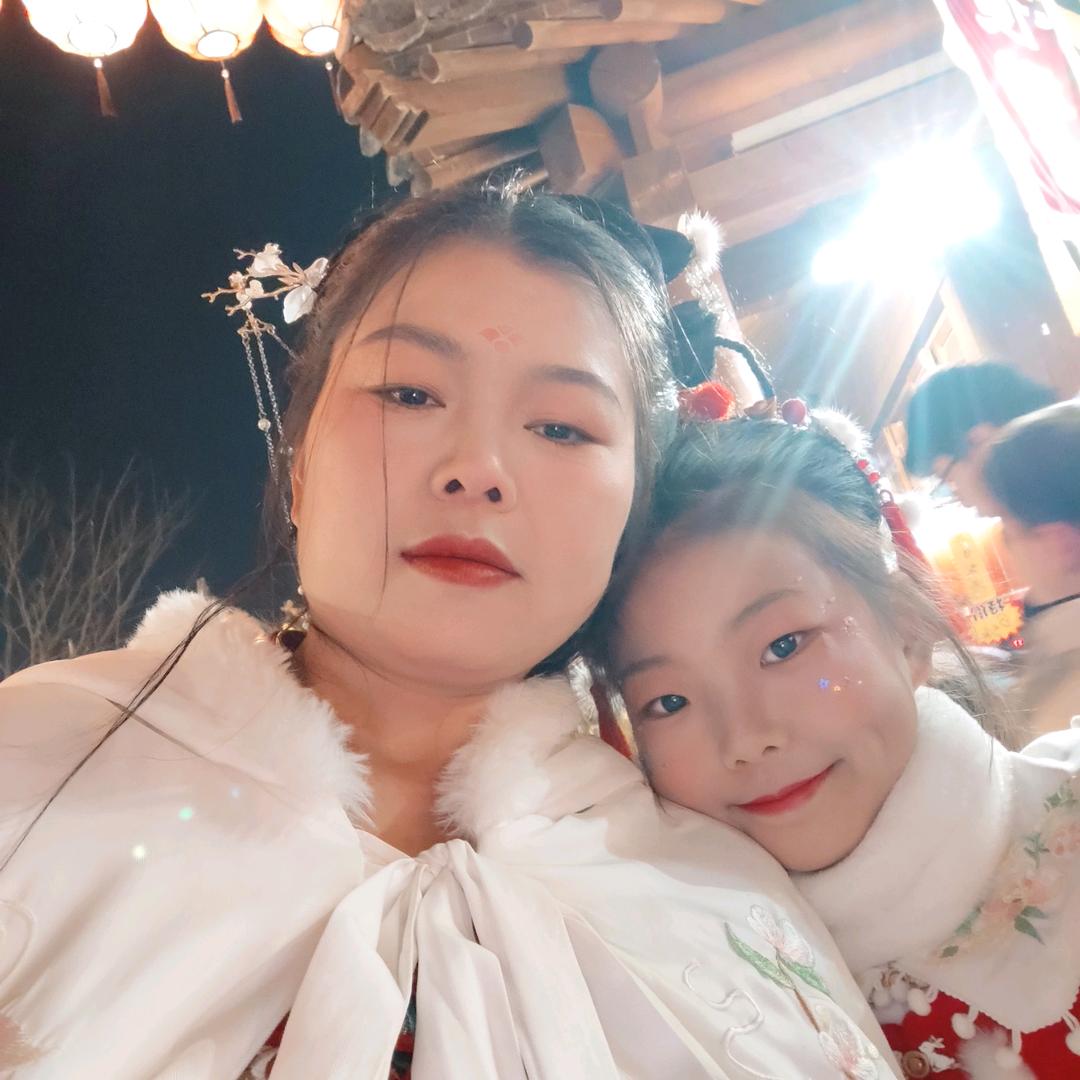 楚楚妈妈  （ 晚上 首播7：30  ）