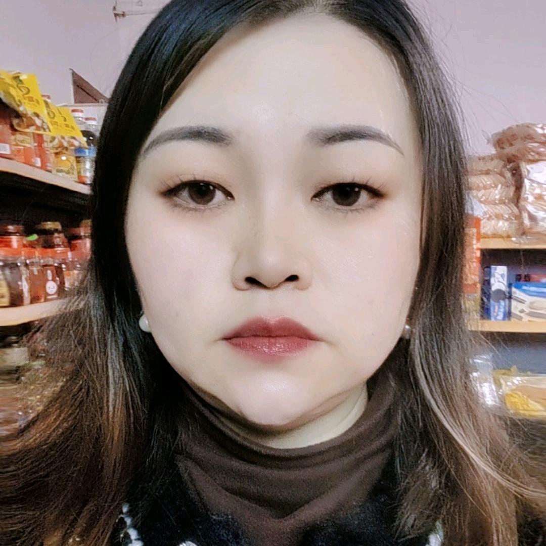 昕柔化妆师，美甲师
