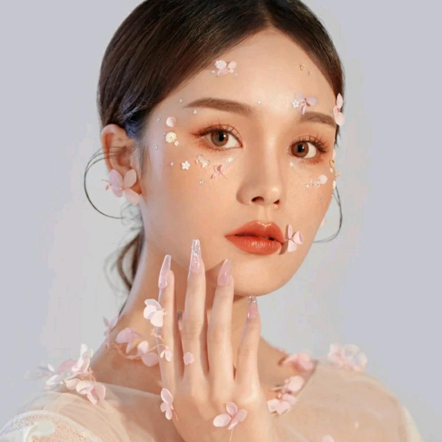 朵妍彩妆