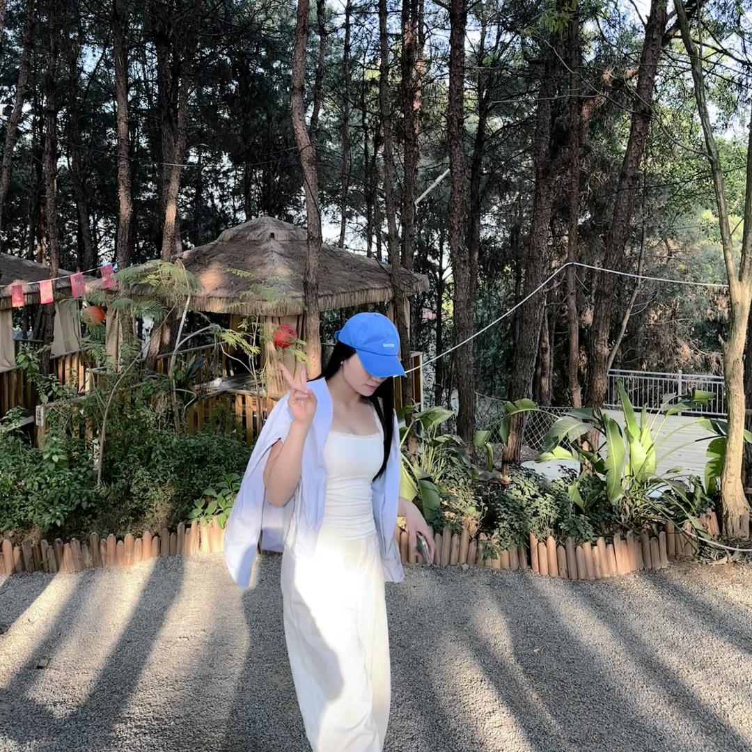 雷雅茜