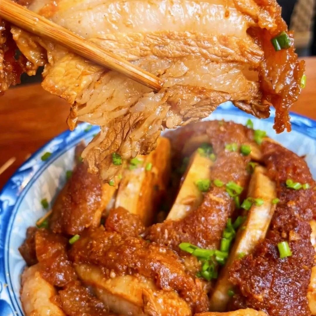 阿富大叔扣肉馆