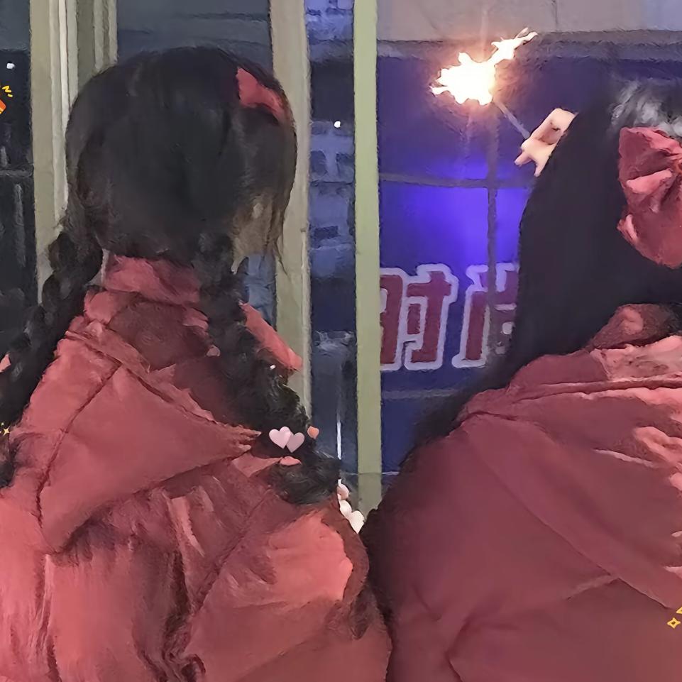 七七-