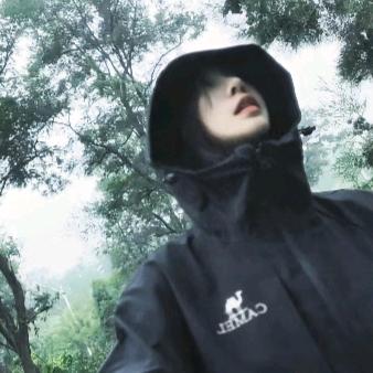 DD睡不着.🍔🐟🍙💤 🥣