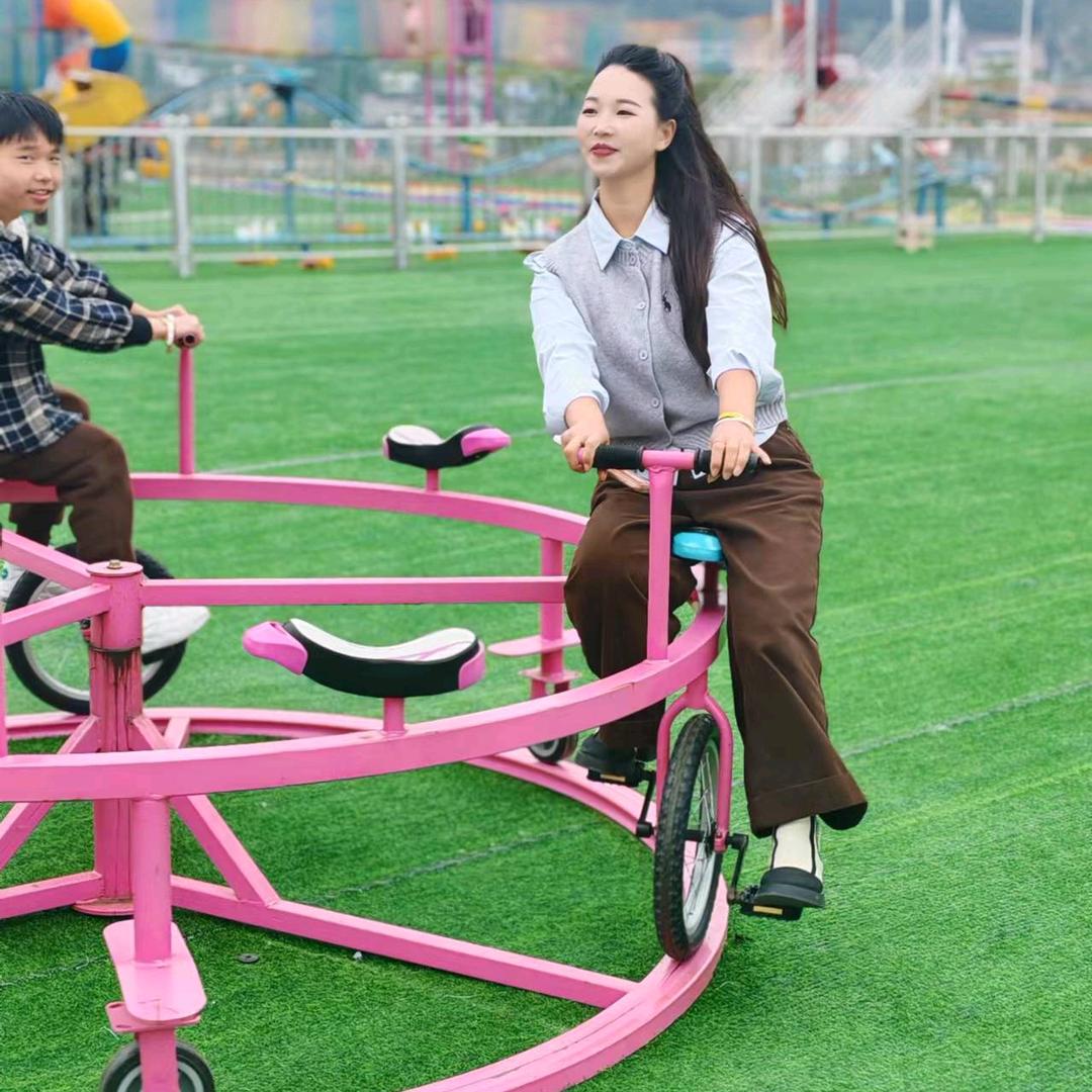 维新佳佳贝儿母婴店，杨兰