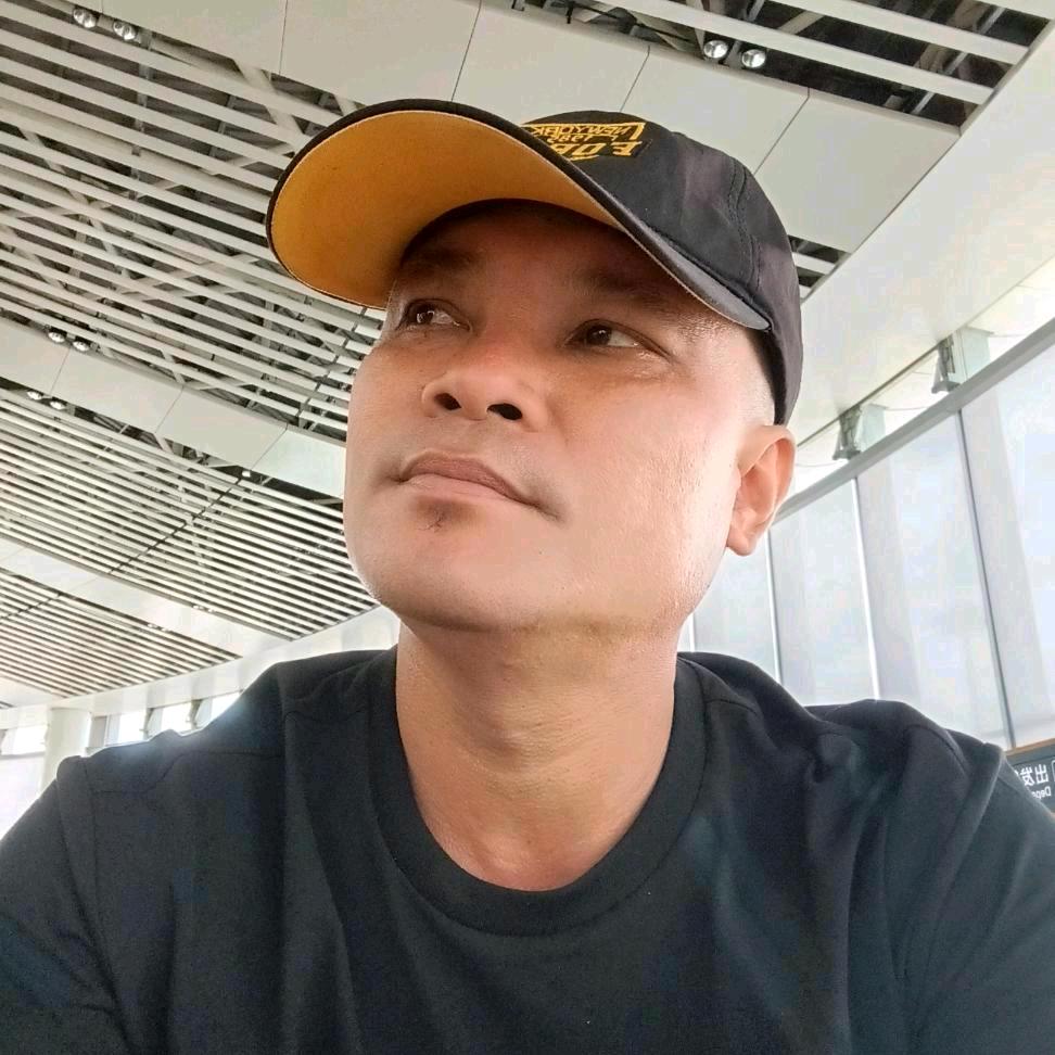 枷锁忘流年