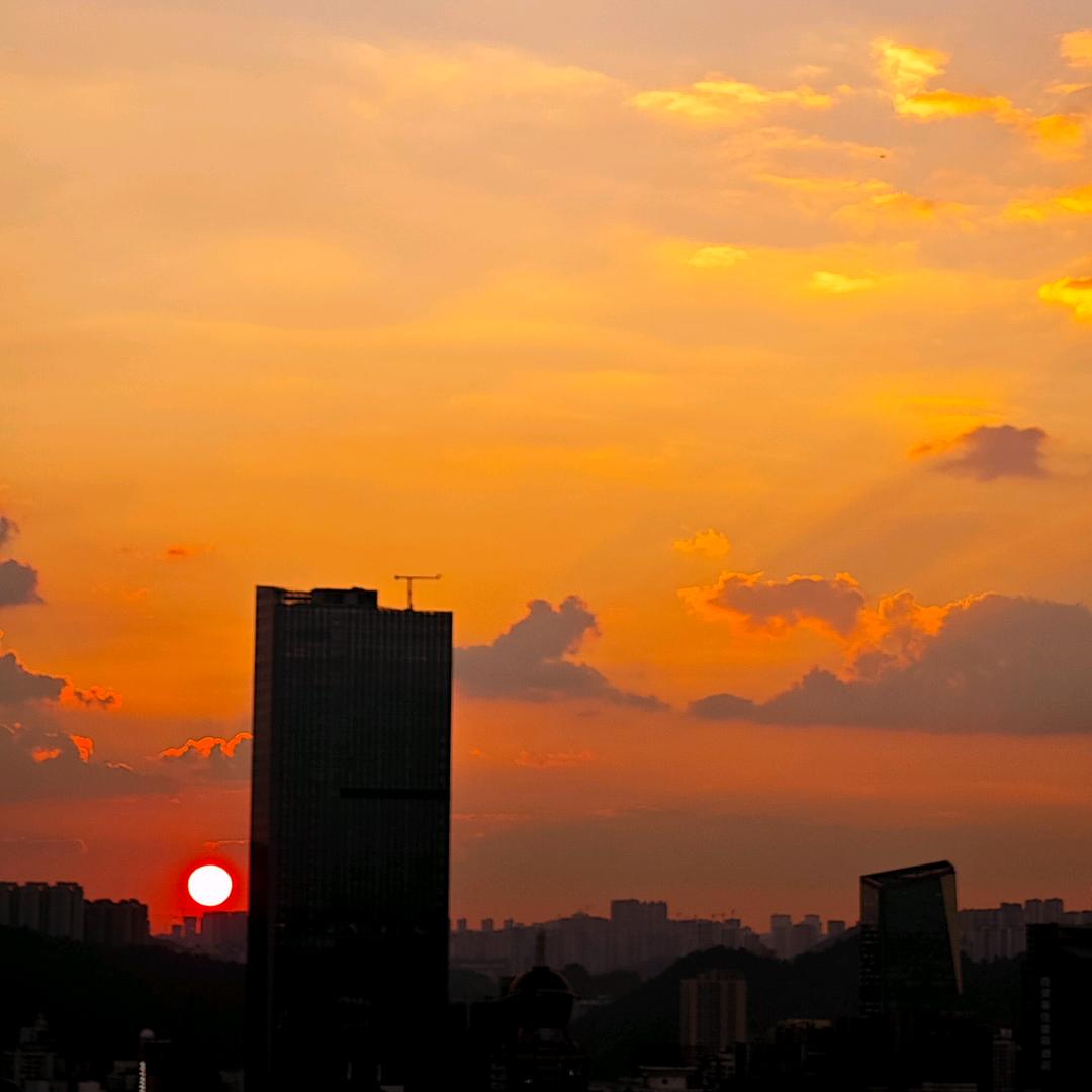 吃不腻面条的南方胖姐姐