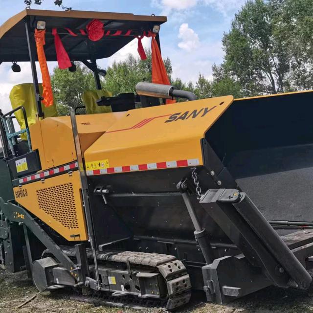 专业沥青路面摊铺