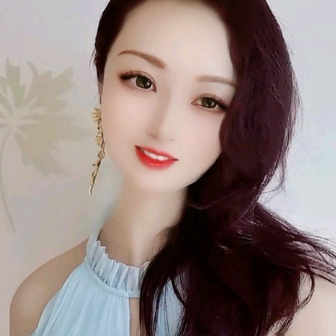 浅浅一笑