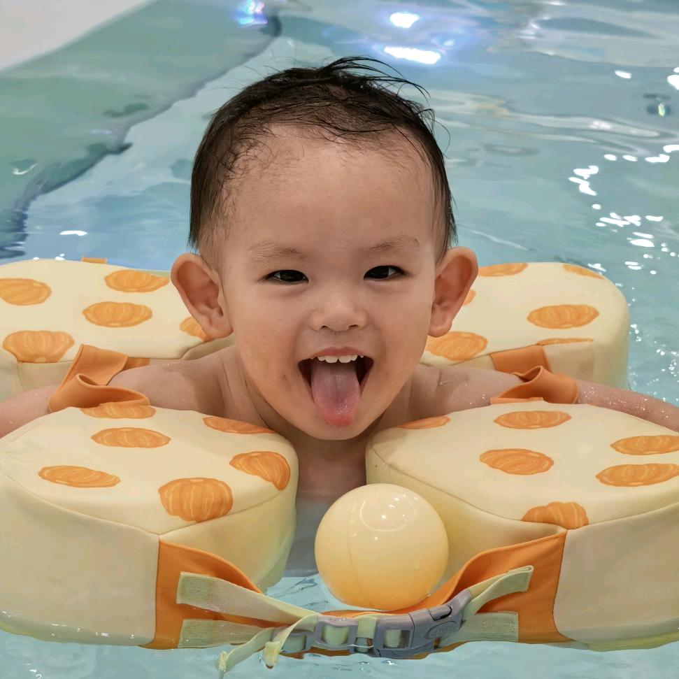 方某某