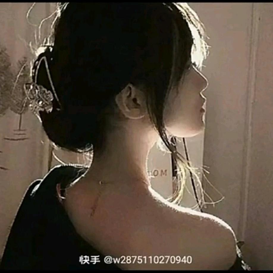 "平小安"