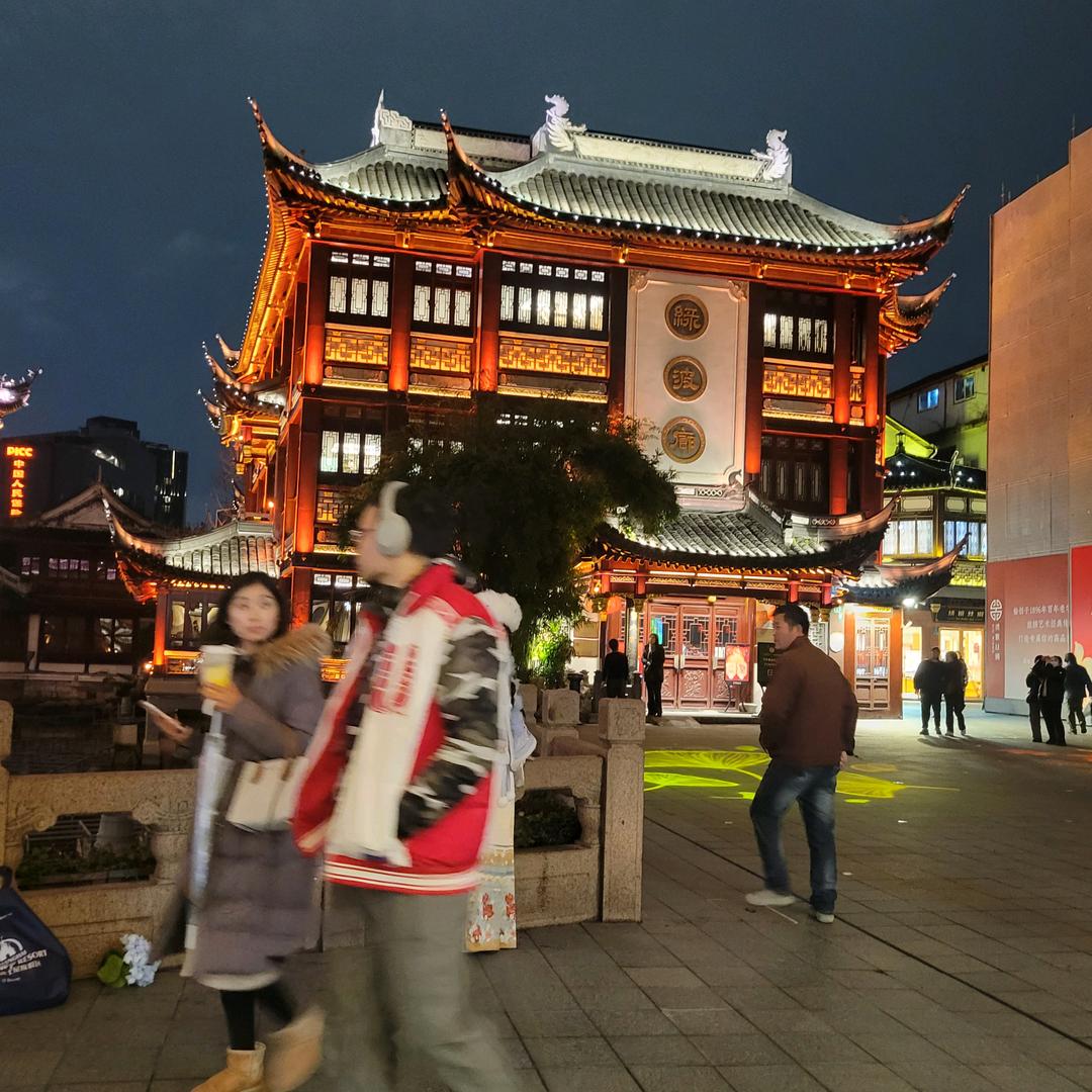 上海鱼鱼带你租旺铺