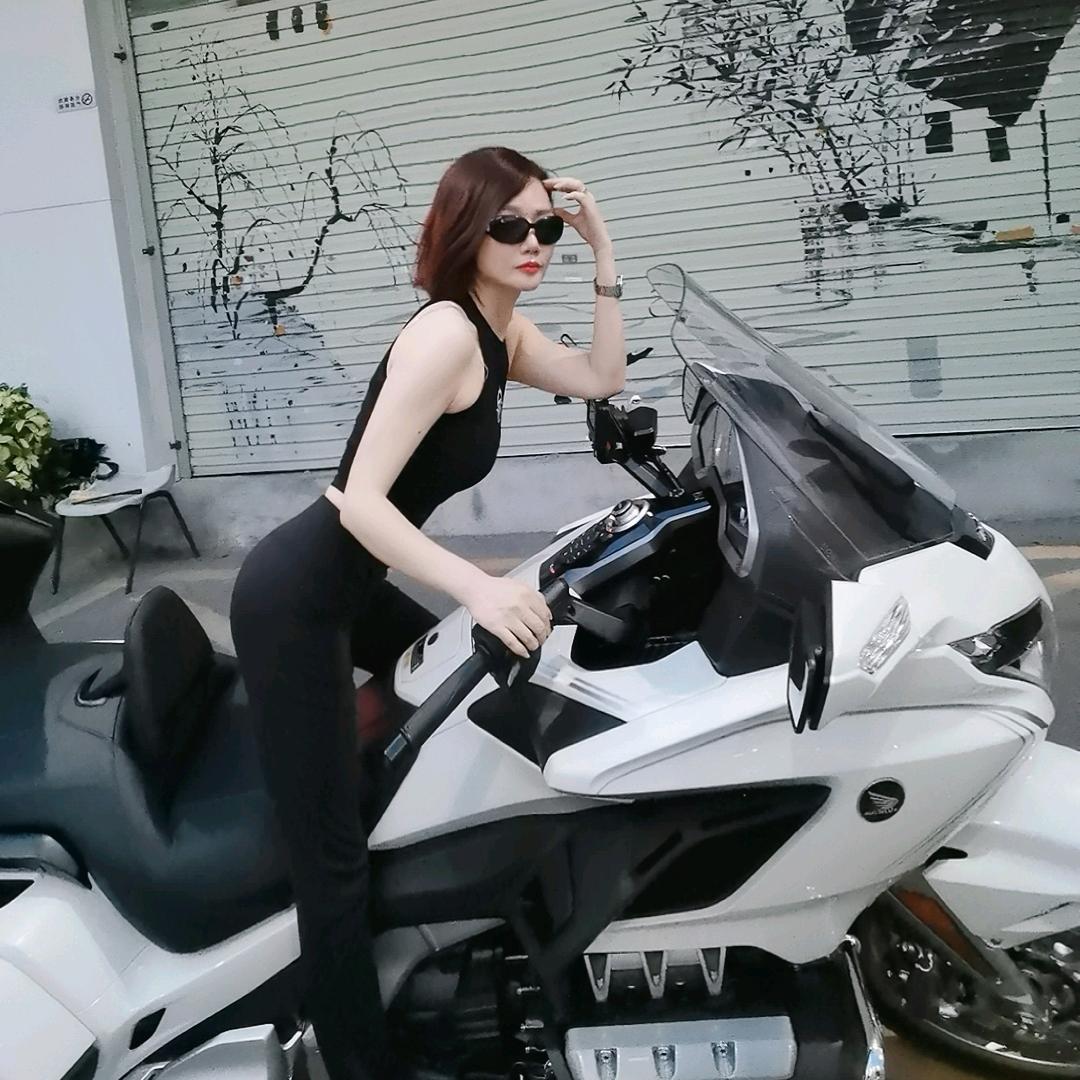 H霖儿