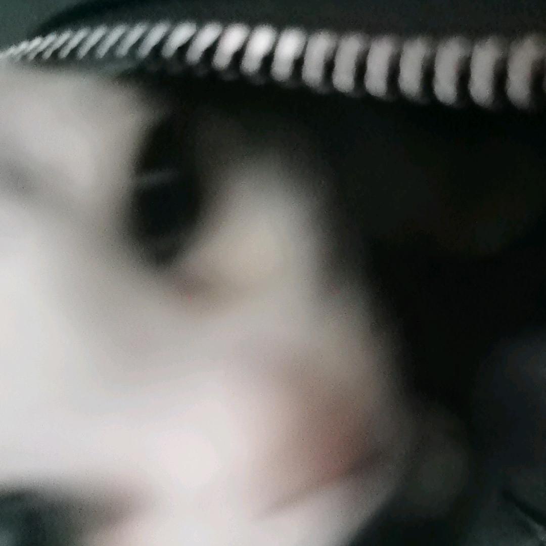 🐰疯辞🐰👁