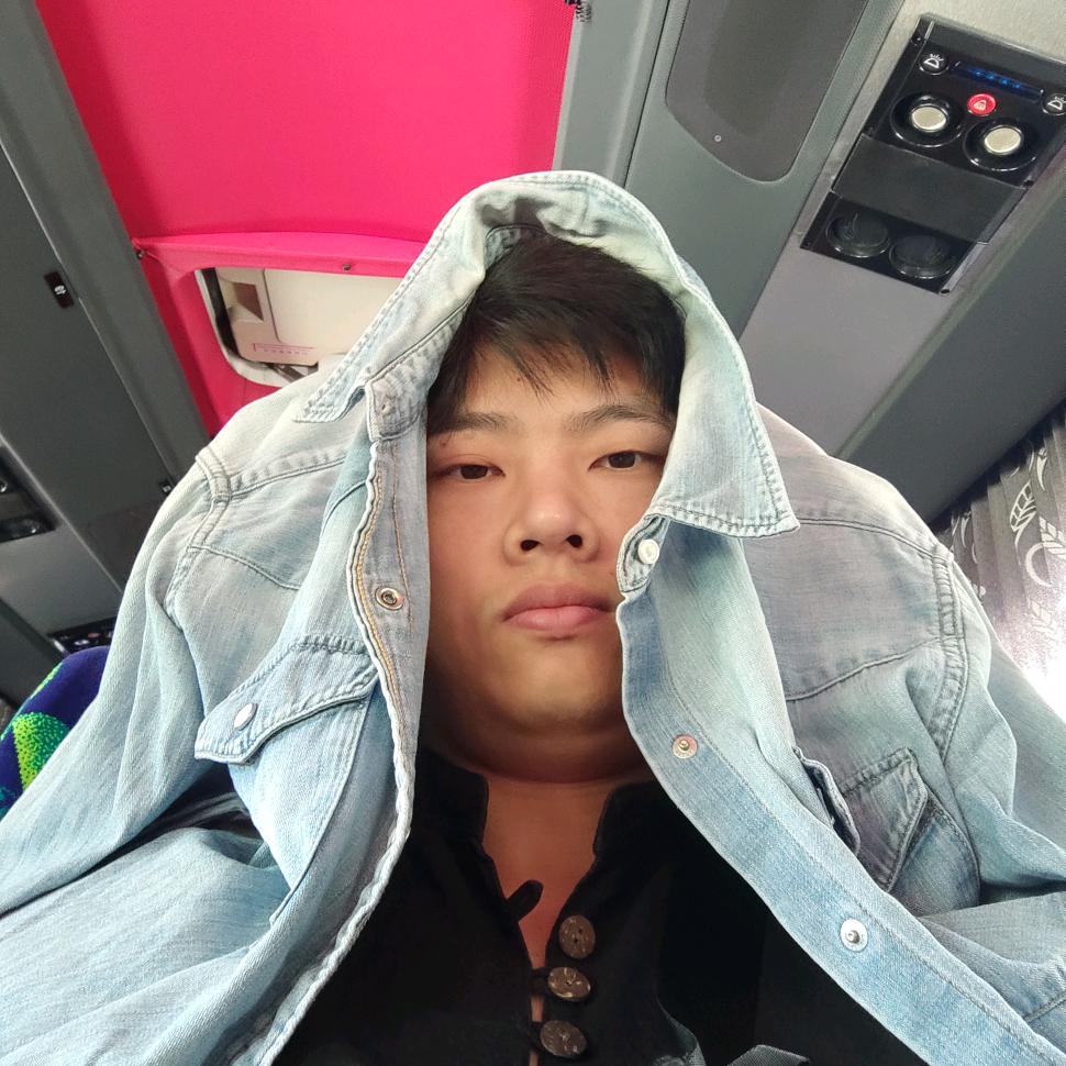 黑仔哎