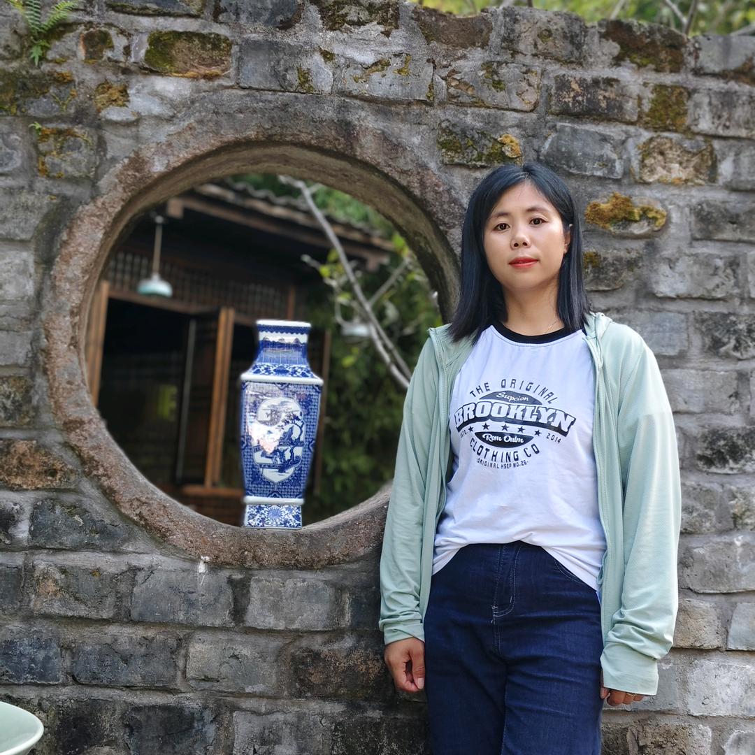 大哼麻麻（黑妹一枚）