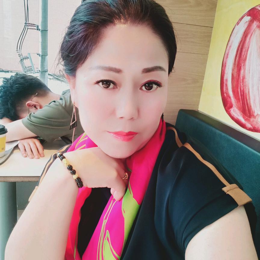 王巧❤💛💙