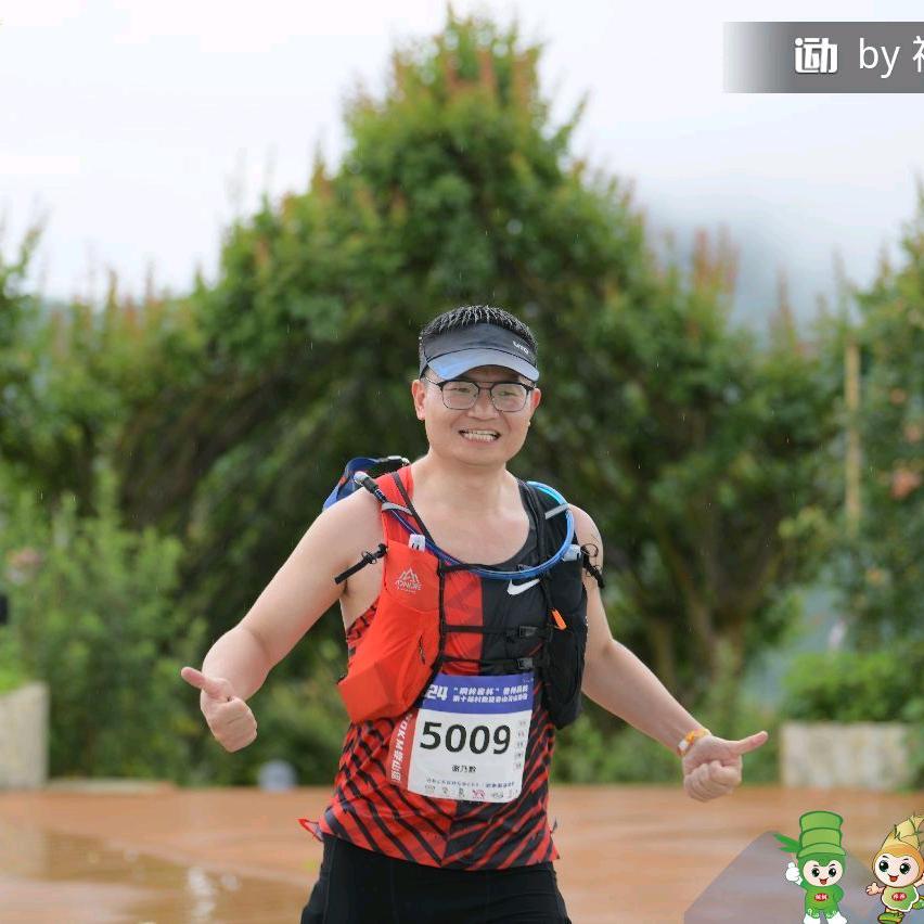 爱跑马的小前前