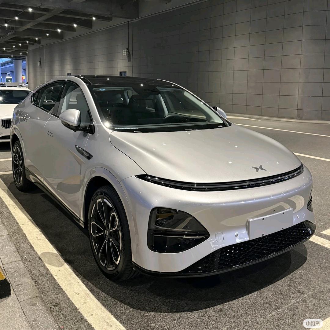 橘散离合（AA小鹏🚗）