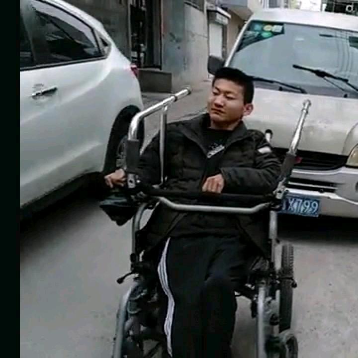 吕梁保勤
