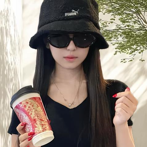 浅浅一笑吖