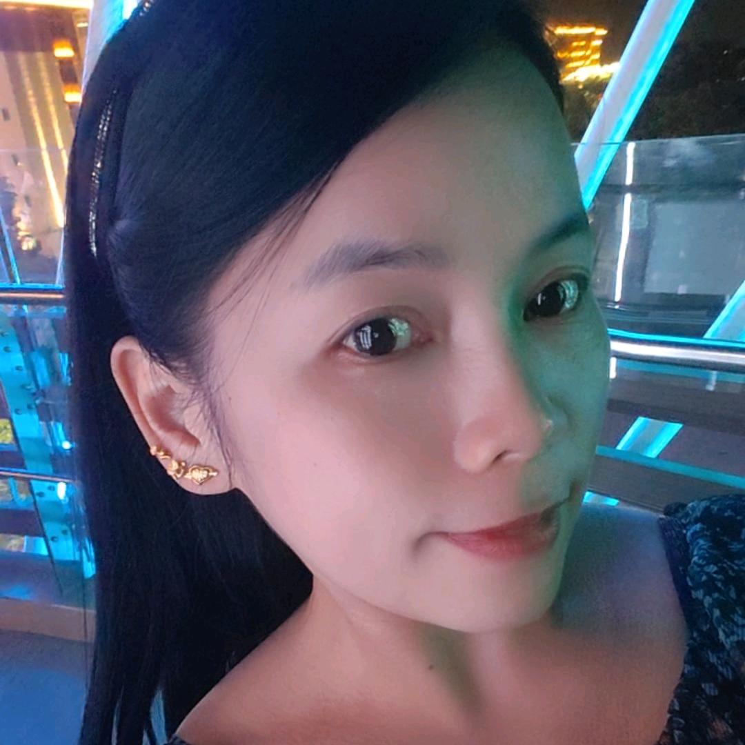 羲羲妈妈  * 翠翠 *