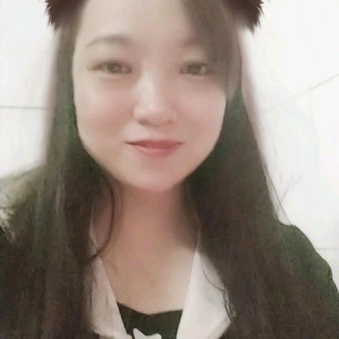 何姐
