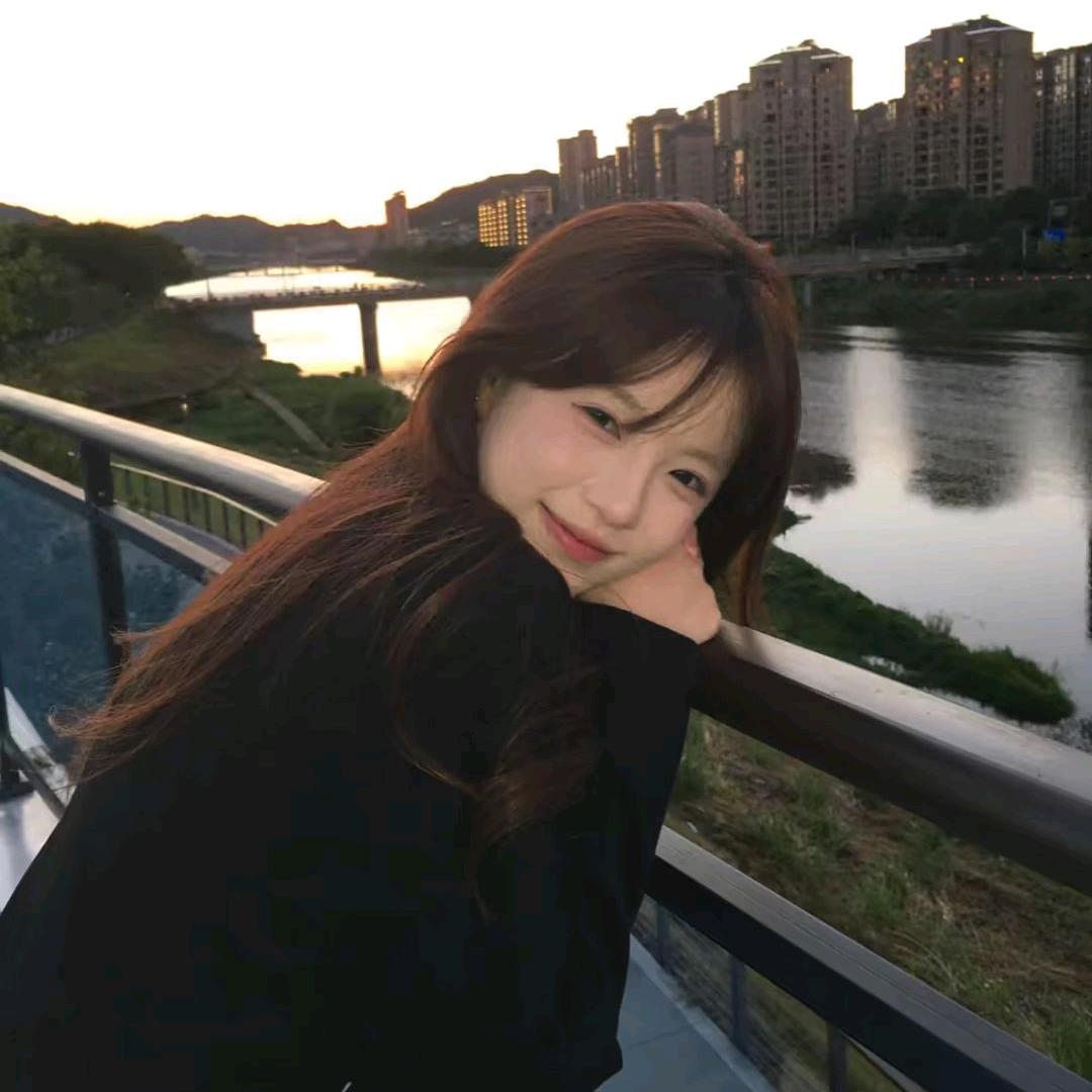 艾克斯歪