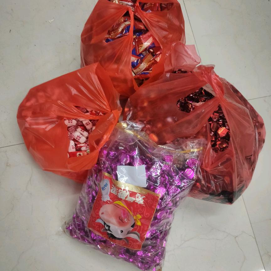 中国红婚庆用品