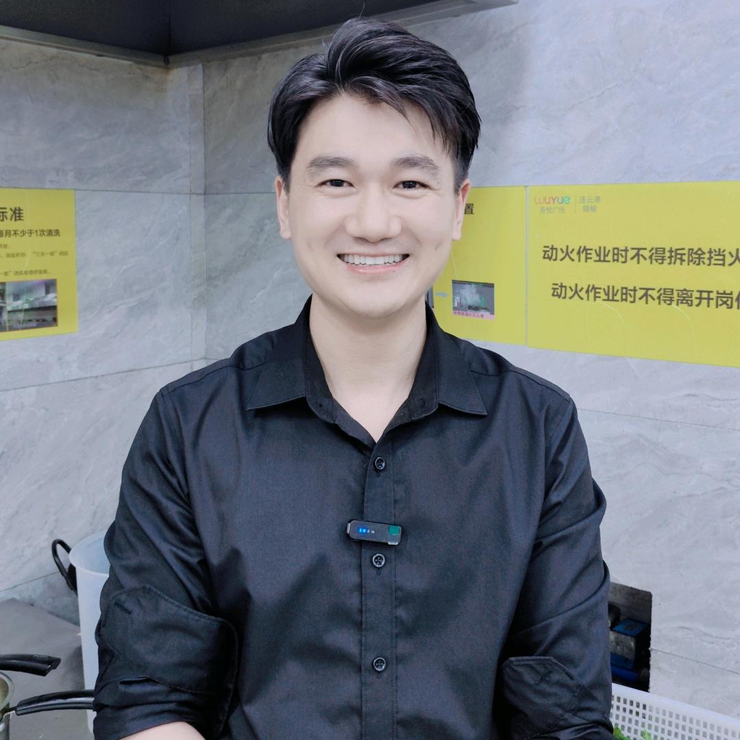 阿乐老板 烤面筋花甲粉