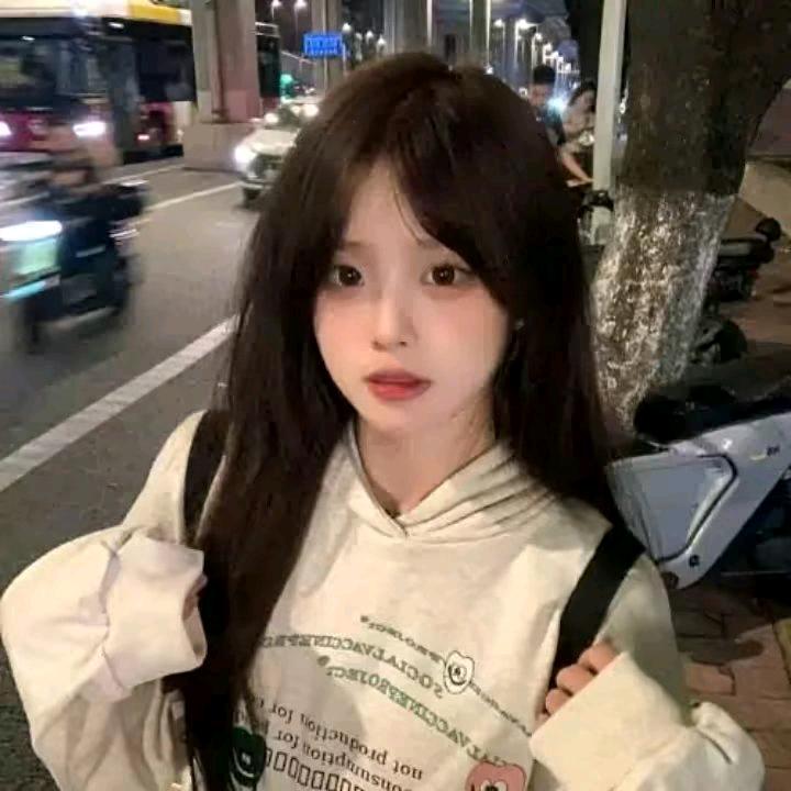 小琪.