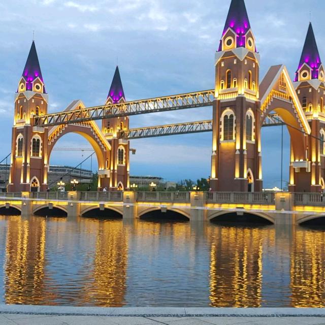 Emily(｡•o•｡∩)