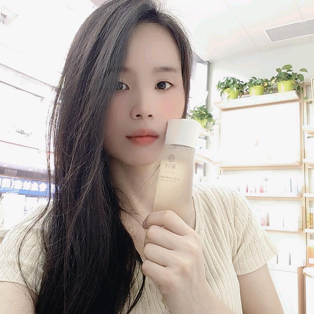 轻素栖花里(宏帆店)官方号