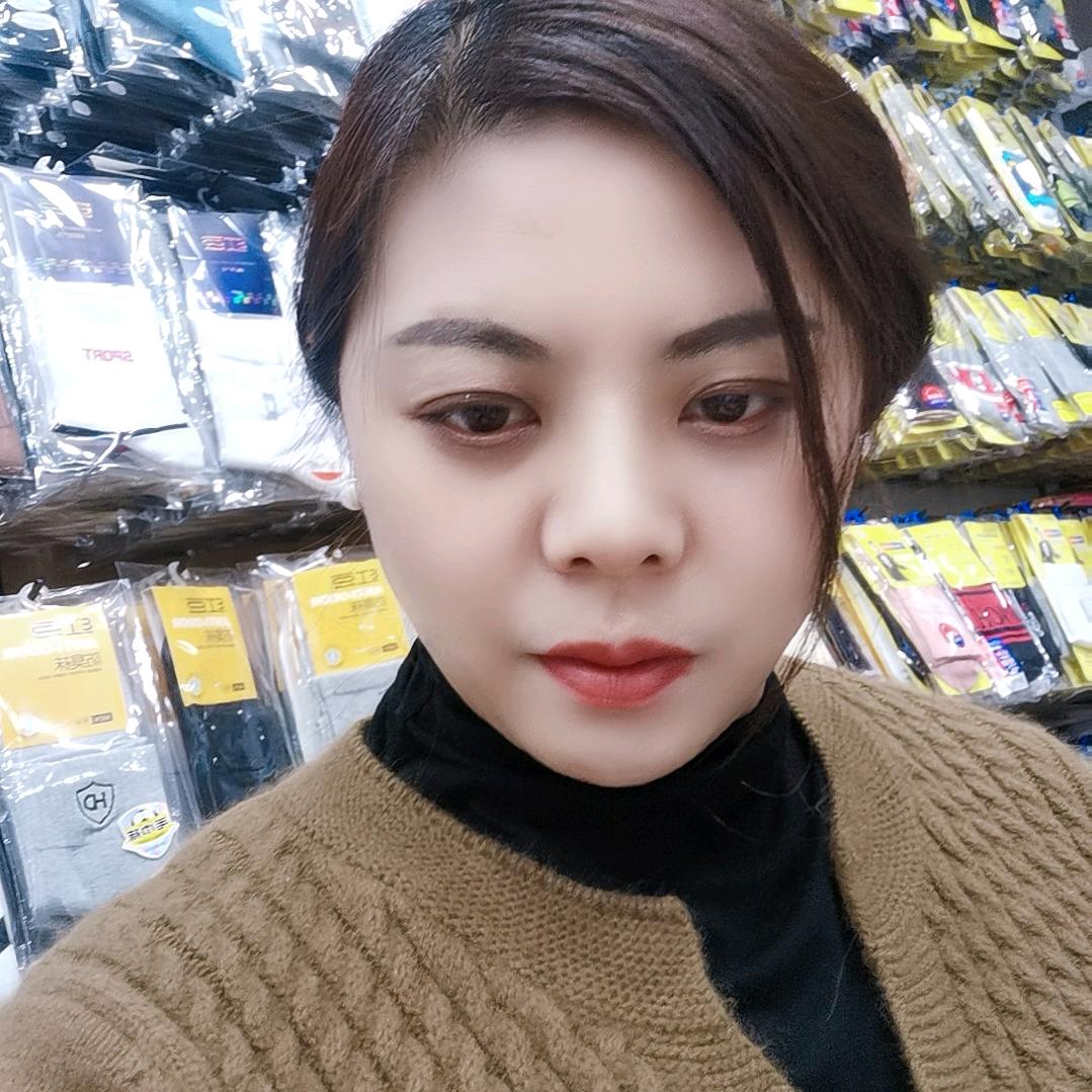 盐城招商场小凤姐尼多熊金凤袜业