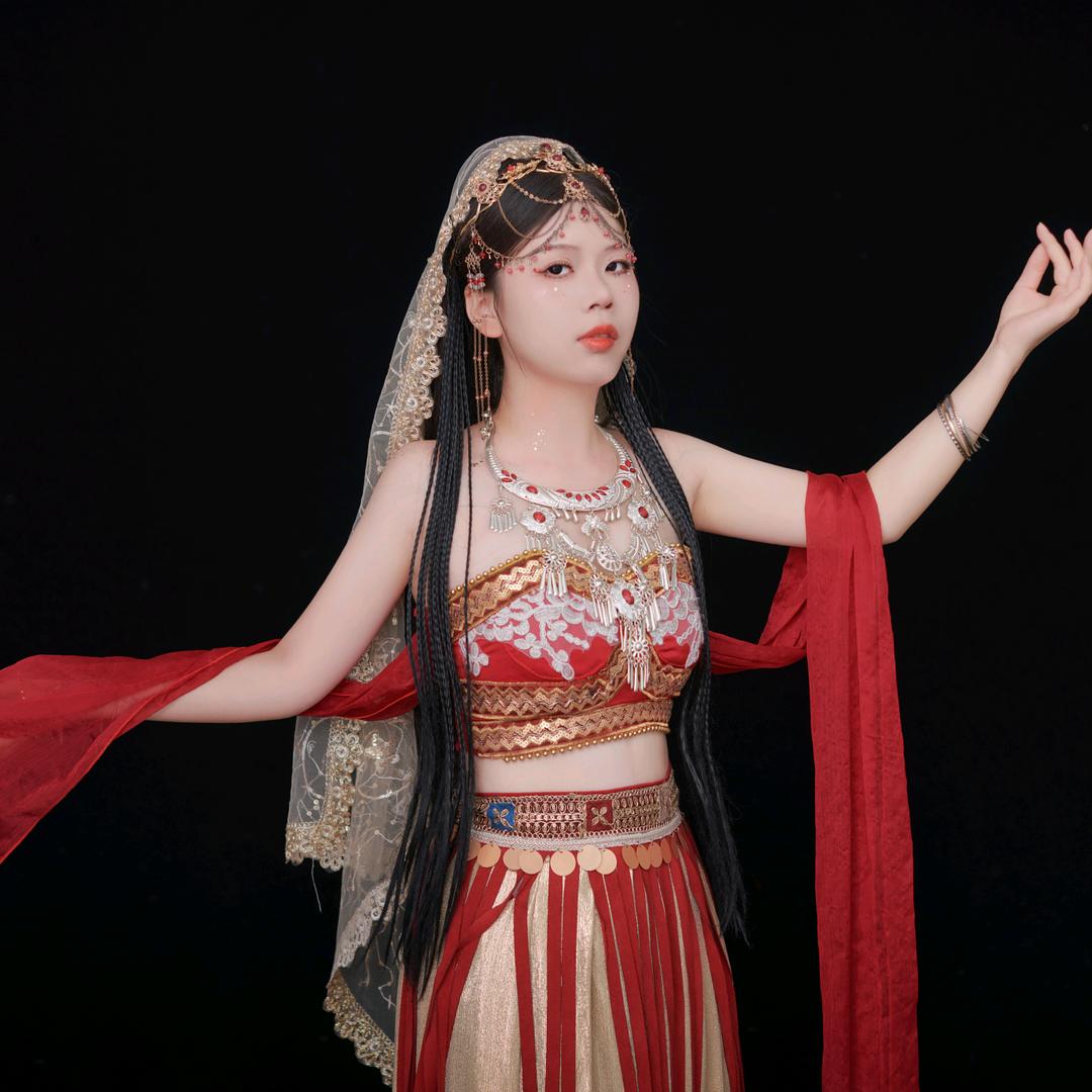 阿玖.