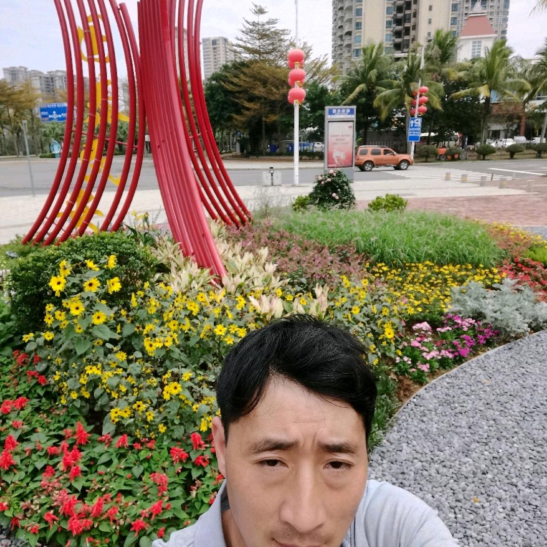 云南小哥。。。