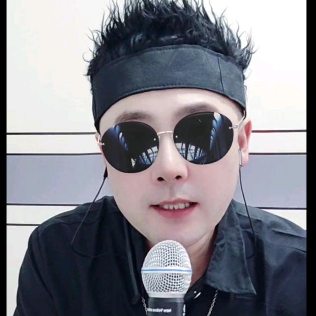 才艺大叔，80后