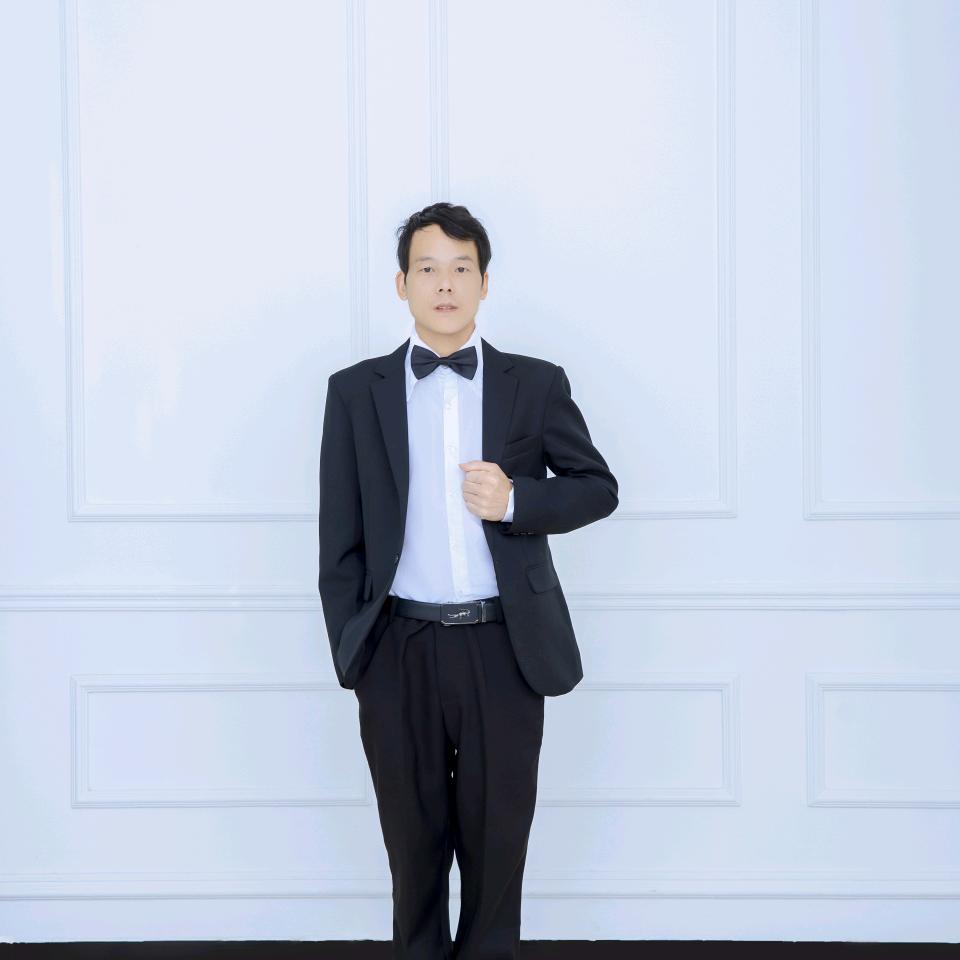 阳光灿烂