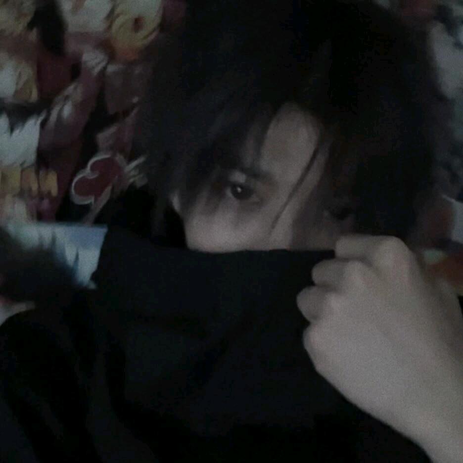 威垒有龙旌。