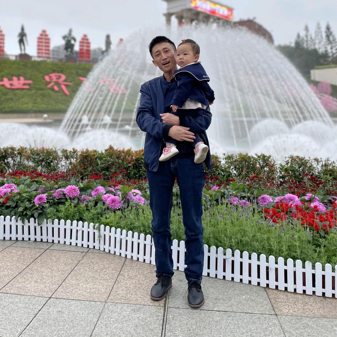 广东海特～尹斯密注塑机