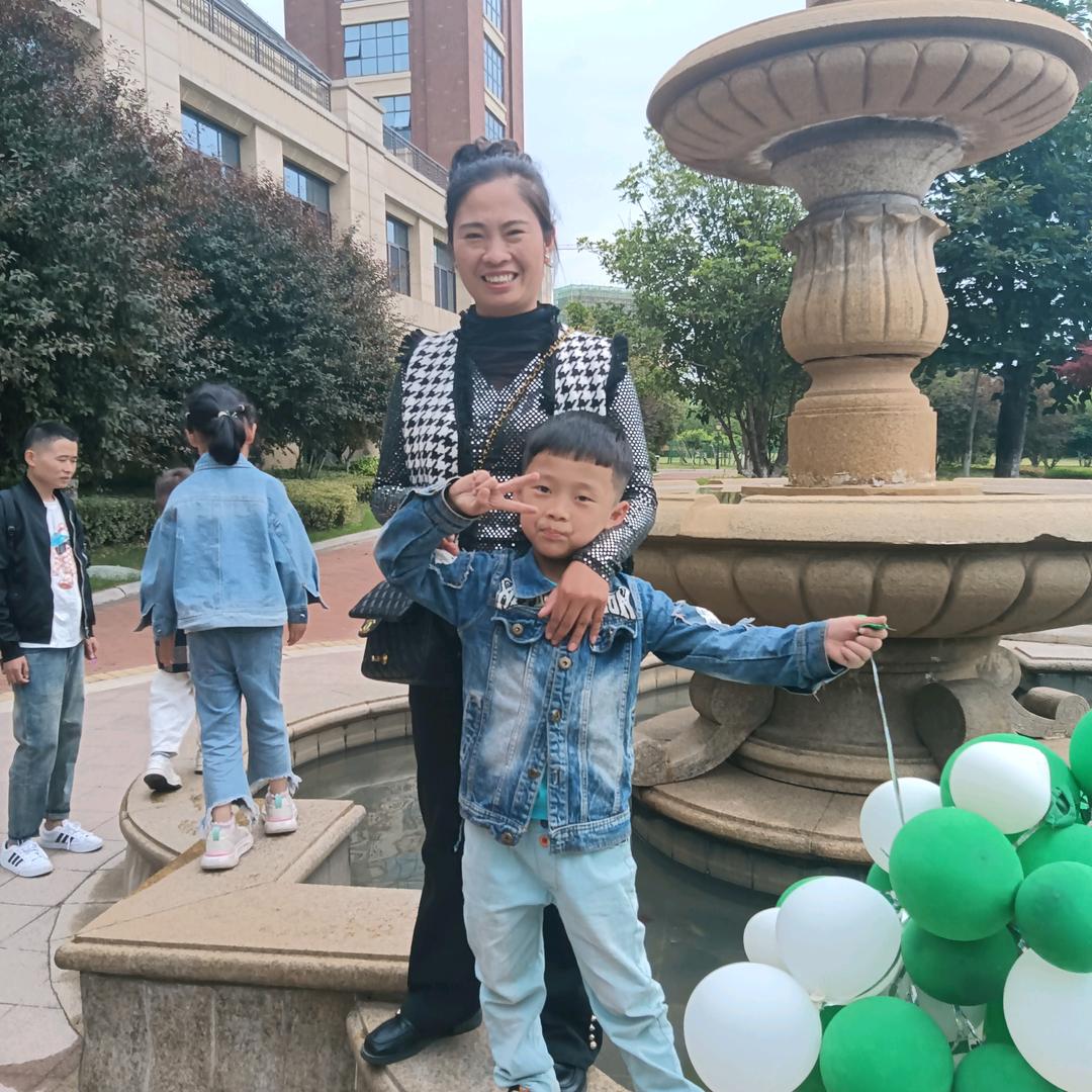 用户2965080468111周莹莹