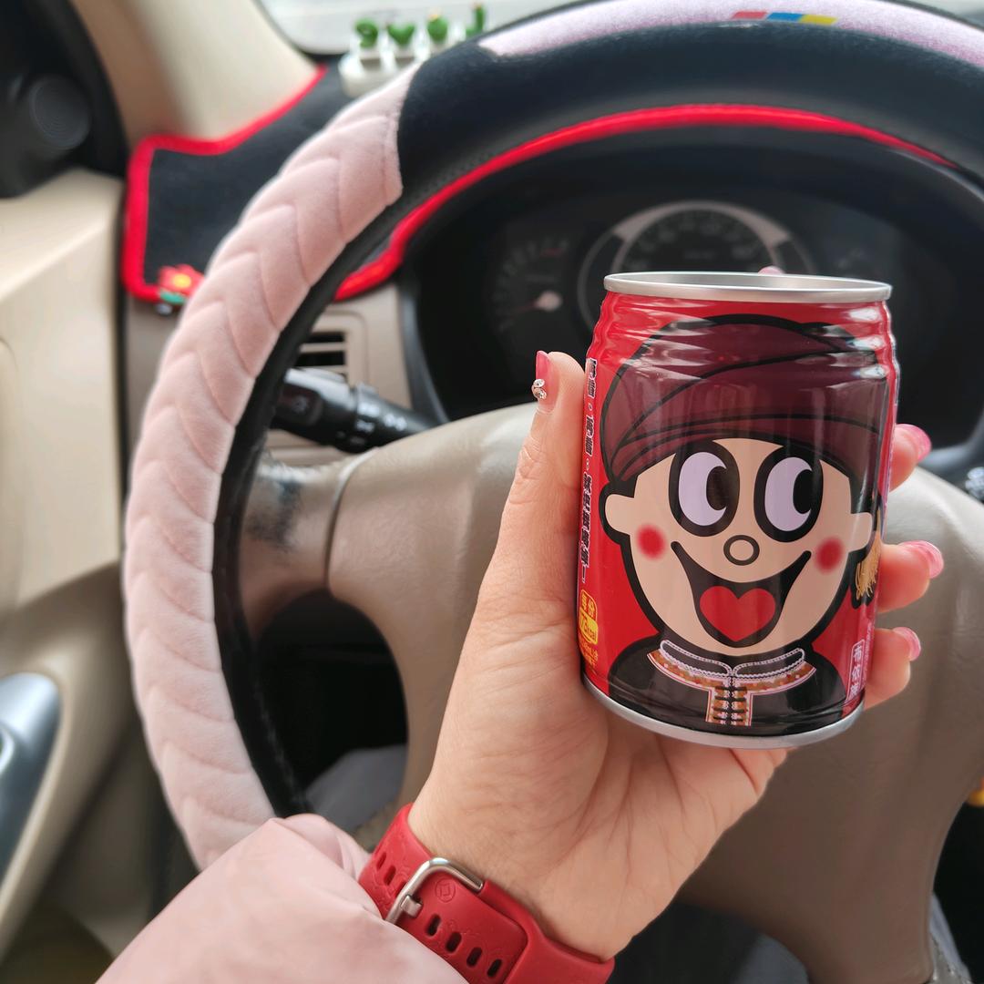 卖手机家电滴小姐姐