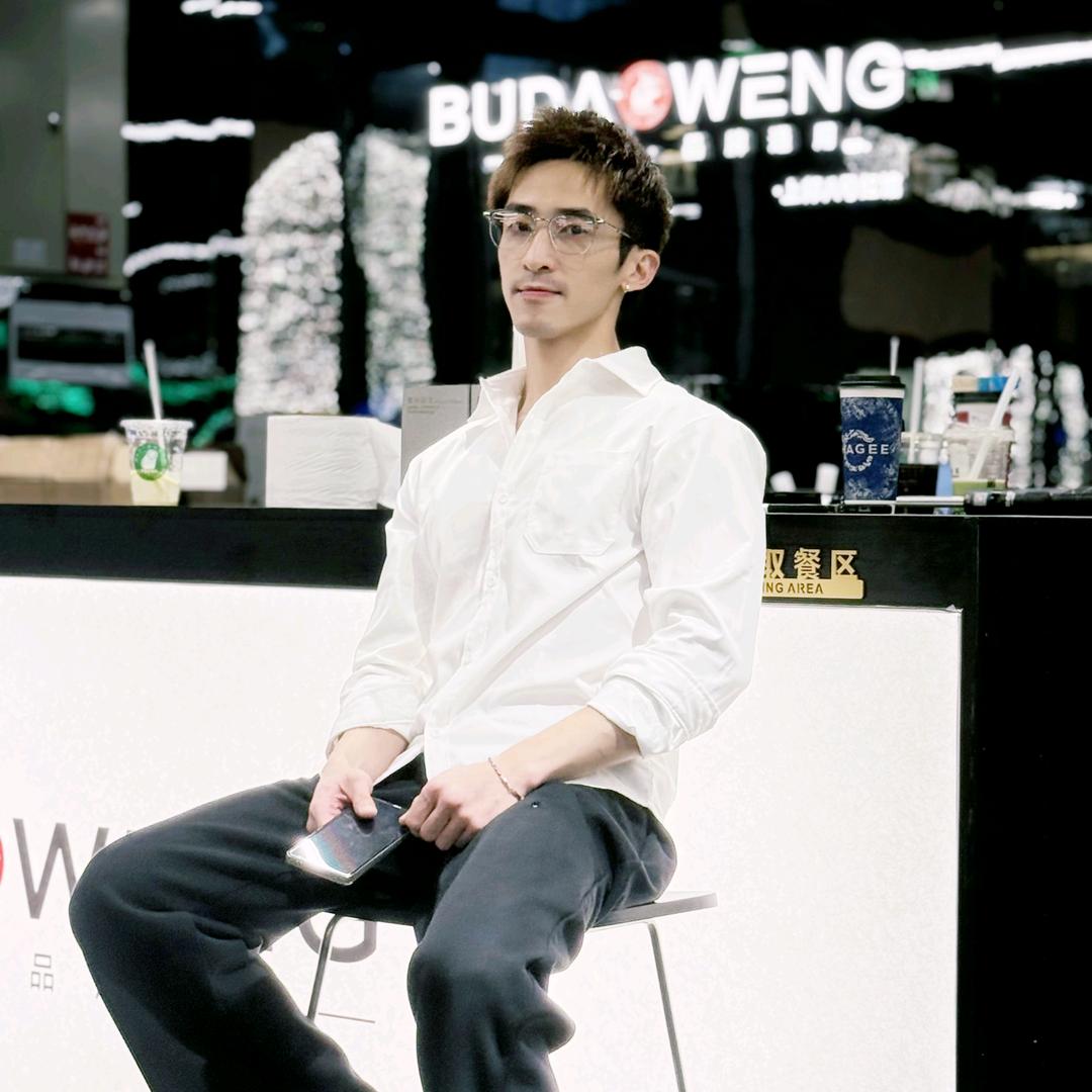 不倒翁健身上邦店 Klimi