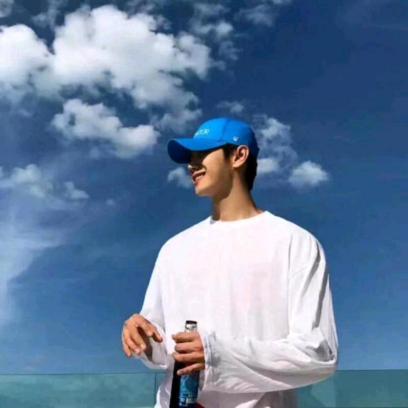 ￴￴ ￴ ￴ ￴￴